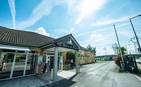 Logis Hotel - Le Relais Du Parisis